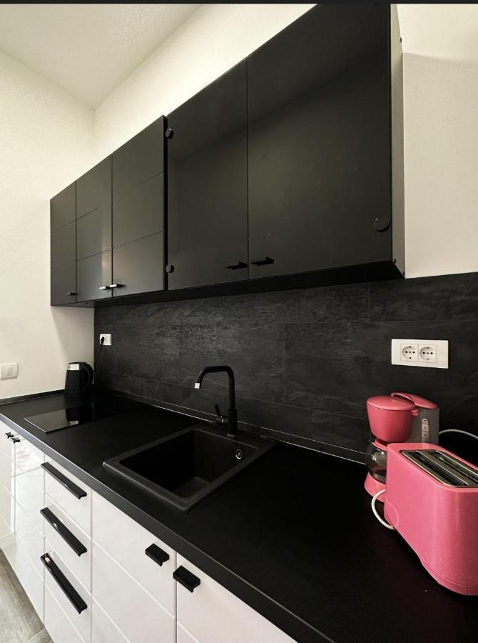 Studio Apartment, 5 Minutes To The Beach Бар Экстерьер фото