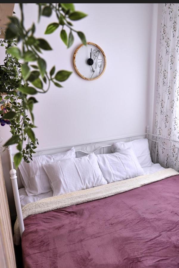 Studio Apartment, 5 Minutes To The Beach Бар Экстерьер фото